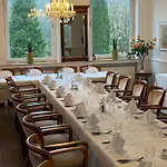 Hotel Waldhotel 