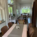 Waldhotel 