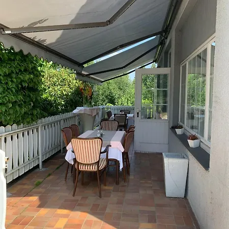 Waldhotel 