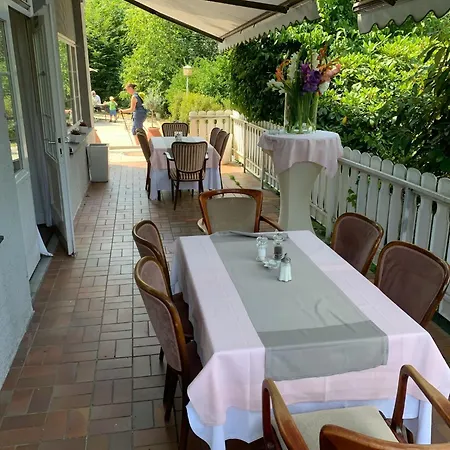 Waldhotel 