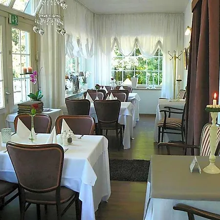 Waldhotel 
