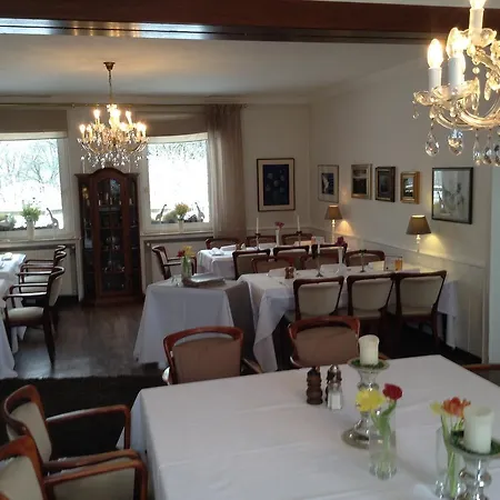 Hotell Waldhotel 