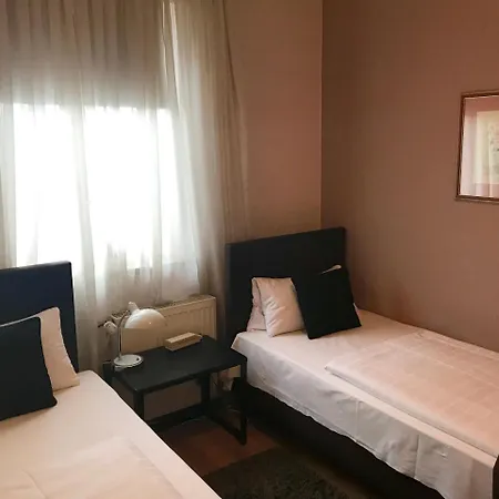 Otel Waldhotel 